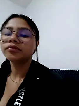Sofielovee-01 online show from 16, 6, 2026