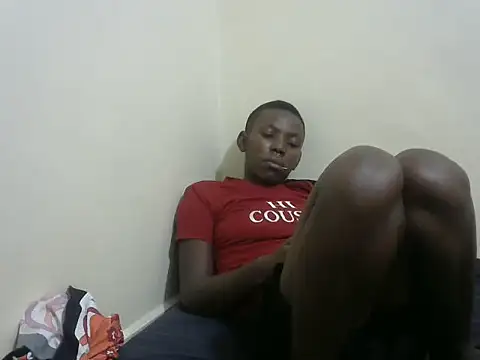 Snapshot of cute_avy0 chatting on 13, 7, 2026 cute avy0 online show from 13, 7, 2026