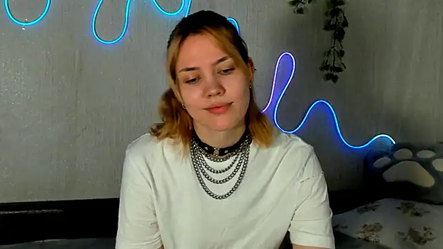 Milena Stasym online show from 3, 7, 2026
