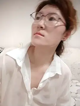 gaoyan880526 online show from 17, 6, 2026