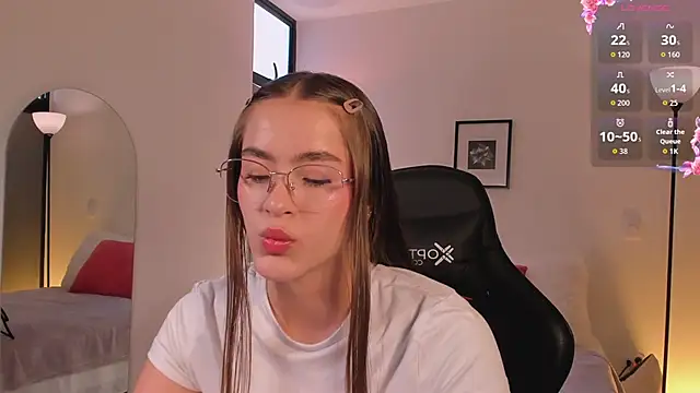 LizzyColins online show from 26, 6, 2026