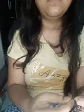 MissRiyaLive online show from 27, 7, 2026