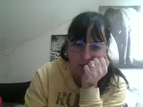 Snapshot of sexujuly88 chatting on 4, 2, 2025 sexujuly88 online show from 4, 2, 2025