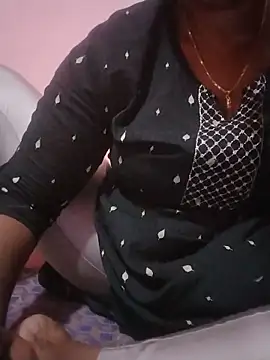 Snapshot of Tamilvalarmathi chatting on 28, 6, 2026 Tamilvalarmathi online show from 28, 6, 2026