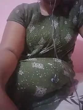 Snapshot of Tamilvalarmathi chatting on 2, 7, 2026 Tamilvalarmathi online show from 2, 7, 2026