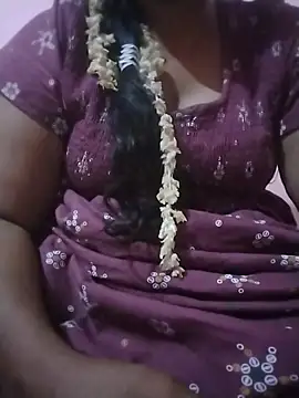Snapshot of Tamilvalarmathi chatting on 8, 7, 2026 Tamilvalarmathi online show from 8, 7, 2026
