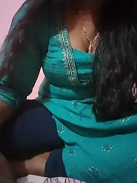 Snapshot of Tamilvalarmathi chatting on 11, 7, 2026 Tamilvalarmathi online show from 11, 7, 2026