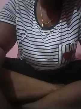 Snapshot of Tamilvalarmathi chatting on 21, 7, 2026 Tamilvalarmathi online show from 21, 7, 2026