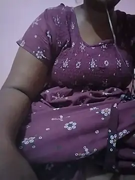 Snapshot of Tamilvalarmathi chatting on 26, 7, 2026 Tamilvalarmathi online show from 26, 7, 2026