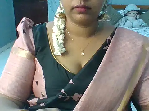 Tamil hot Meenu online show from 11, 6, 2026
