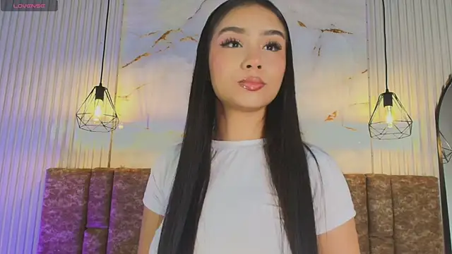 KENNIA SWEETIEE online show from 30, 6, 2026