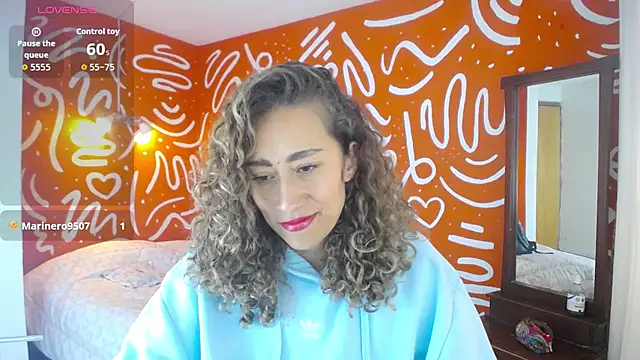 Snapshot of afrodita_marin chatting on 17, 6, 2026 afrodita marin online show from 17, 6, 2026