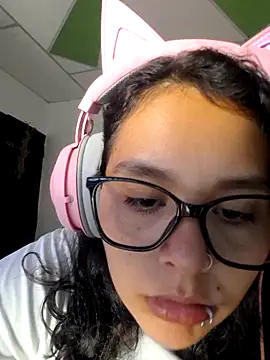 Snapshot of Miss_kittyX chatting on 17, 6, 2026 Miss kittyX online show from 17, 6, 2026