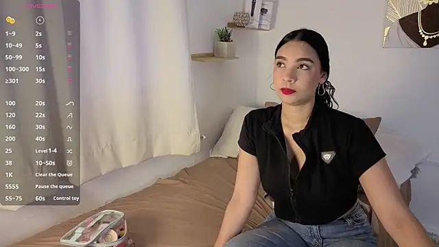 Maddy Fox99 online show from 15, 6, 2026