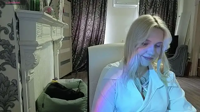 moon  shy online show from 29, 7, 2026