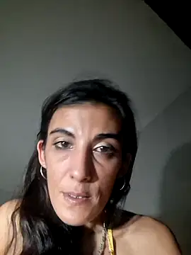Snapshot of safadinha215 chatting on 20, 6, 2026 safadinha215 online show from 20, 6, 2026