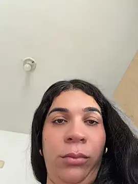 Siri Luxx online show from 1, 7, 2026