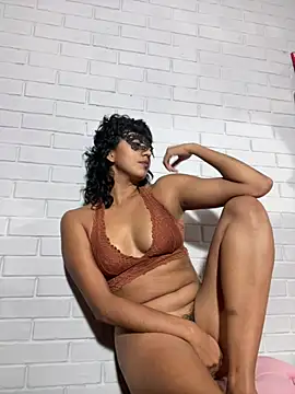 moonightchill online show from 5, 6, 2026