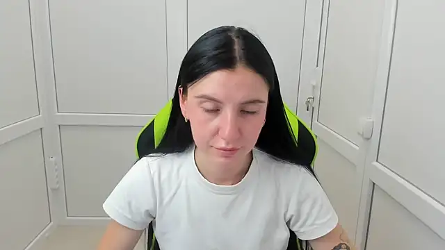 Snapshot of PatteMeoww chatting on 17, 7, 2026 PatteMeoww online show from 17, 7, 2026