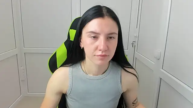 Snapshot of PatteMeoww chatting on 18, 7, 2026 PatteMeoww online show from 18, 7, 2026