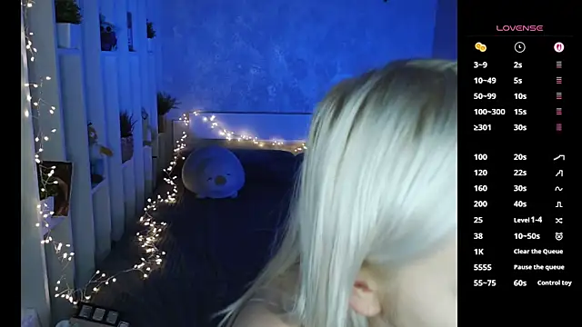 EffieStonem online show from 28, 6, 2026