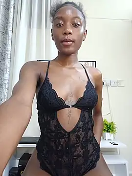 Sweet-Hennessy online show from 28, 6, 2026