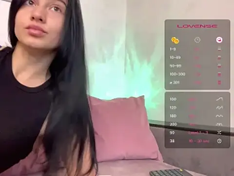 Camilla  Noor online show from 9, 6, 2026