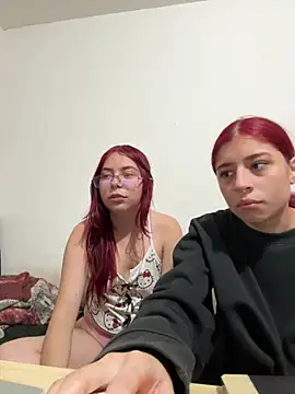 Cherry Luna1 online show from 13, 7, 2026