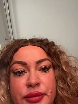 VelvetLivRose online show from 5, 8, 2026