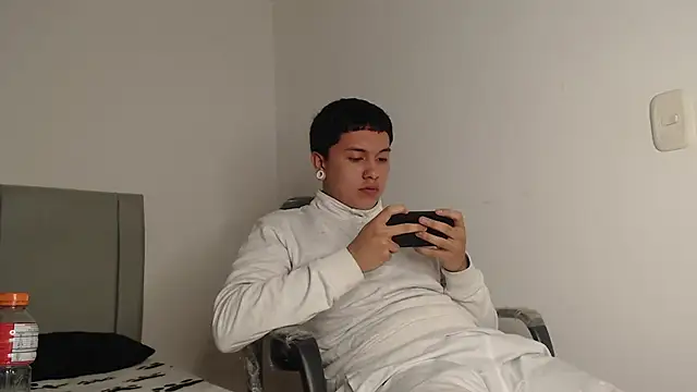 Owenn  blueee online show from 25, 6, 2026