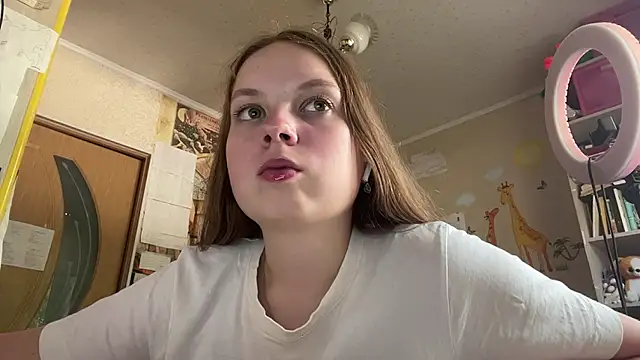 Snapshot of Aileyn chatting on 21, 7, 2026 Aileyn online show from 21, 7, 2026