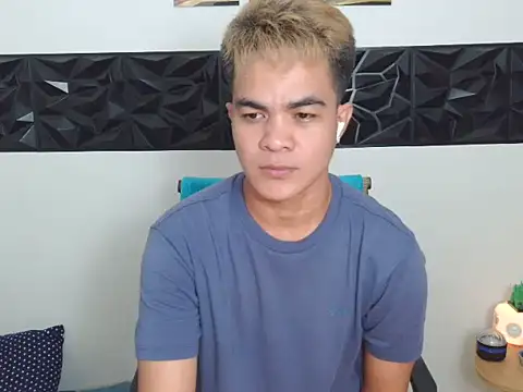 yourmikexxx online show from 25, 7, 2026