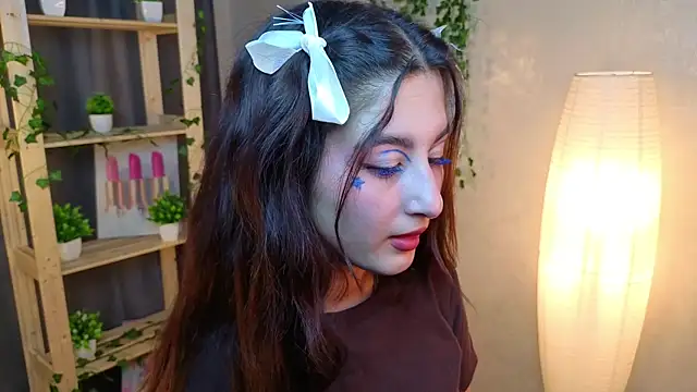 JasminKitany online show from 9, 6, 2026