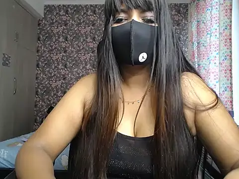 Goddess Ruhii online show from 15, 6, 2026
