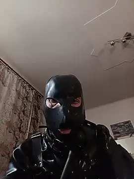 Snapshot of RubberFetischem chatting on 3, 7, 2026 RubberFetischem online show from 3, 7, 2026