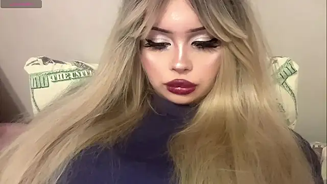 Snapshot of moonluv33 chatting on 25, 7, 2026 moonluv33 online show from 25, 7, 2026