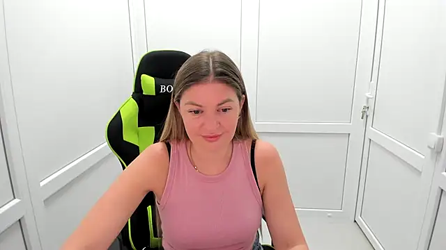 MiaSummerr  online show from 30, 6, 2026