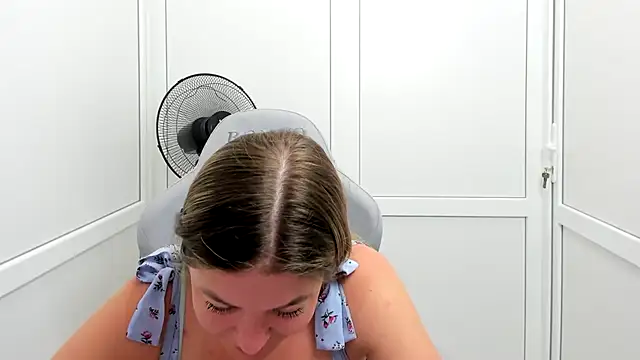 MiaSummerr  online show from 20, 7, 2026