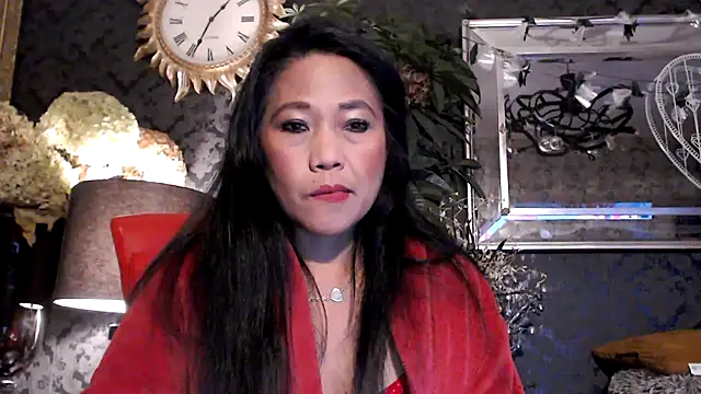 Hornygirltheone online show from 31, 10, 2025