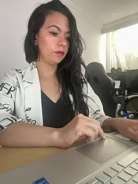 vanellopeFoxx online show from 18, 7, 2026