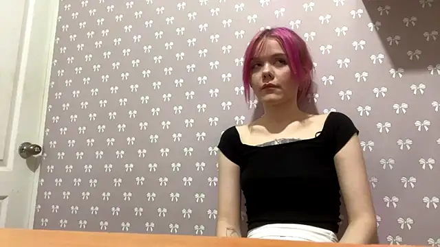 Linecutie online show from 1, 7, 2026