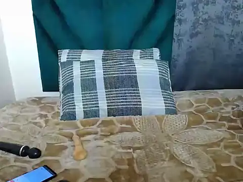 Snapshot of -pussy_lover_ chatting on 11, 6, 2026 -pussy lover online show from 11, 6, 2026