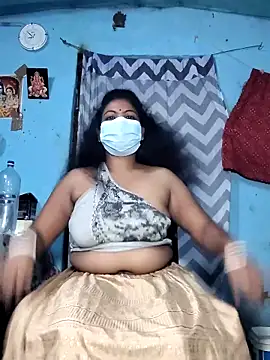 Snapshot of Mis-maya chatting on 2, 7, 2026 Mis-maya online show from 2, 7, 2026