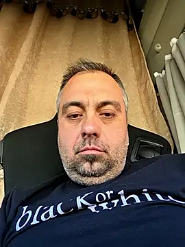 Robertoplayboy online show from 24, 4, 2026