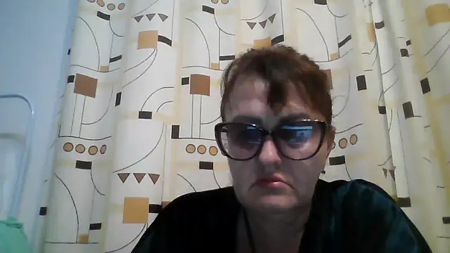 Snapshot of ErikaXShine chatting on 14, 6, 2026 ErikaXShine online show from 14, 6, 2026