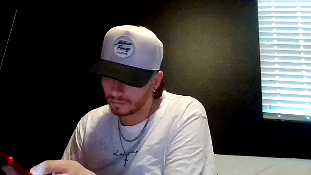 Snapshot of Mikecloudyhawk chatting on 22, 6, 2026 Mikecloudyhawk online show from 22, 6, 2026
