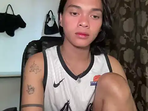 Justine0419 online show from 12, 7, 2026