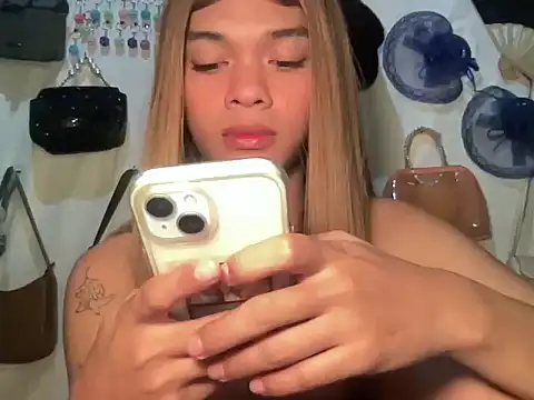 Justine0419 online show from 31, 7, 2026
