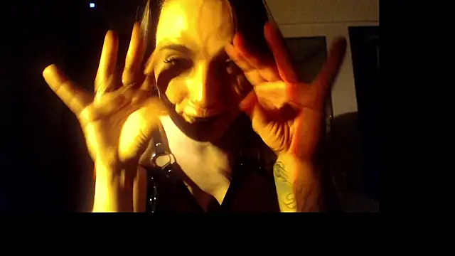 ffoxylady online show from 8, 7, 2026