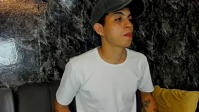 cameron lux77 online show from 30, 7, 2026